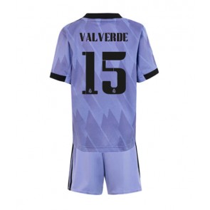 Real Madrid Federico Valverde #15 kläder Barn 2022-23 Bortatröja Kortärmad (+ korta byxor)
